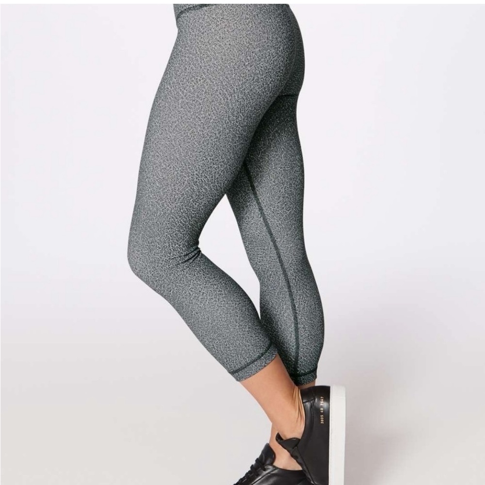 Lululemon Wunder Under Crop‎ Fractal Alpine